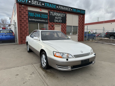 1993 Lexus ES 300 Full Service Histroy**Accident Free**Leather**