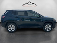 THIS LOW MILEAGE 2024 JEEP COMPASS SPORT COMES WITH PLENTY OF OPTIONS INCLUDING HEATED CLOTH SEATS,... (image 4)