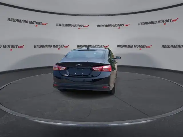 2023 Chevrolet Malibu 1LT in Cars & Trucks in Hamilton - Image 8
