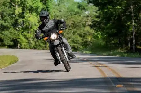 2025 Yamaha XT250 in Street, Cruisers & Choppers in St. Albert - Image 10