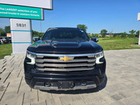 2022 Chevrolet Silverado 1500 4WD Crew Cab High Country with the 6.2L V8 and only 67,092kms. Clean h... (image 1)