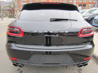 69,000 KM'S. FINISHED IN BLACK WITH BLACK LEATHER AND SUEDE INTERIOR. 20 INCH ALLY WHEELS WITH NEW M... (image 5)