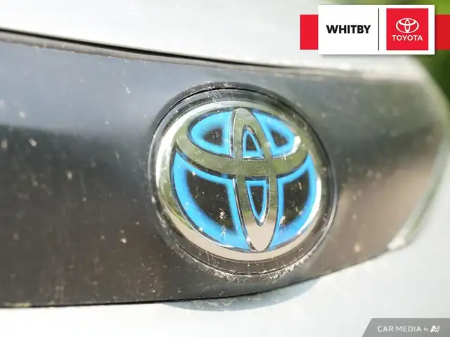 2021 Toyota Sienna LE Hybrid AWD 2.5L / 8-Passenger / Parking Ca in Cars & Trucks in Oshawa / Durham Region - Image 25