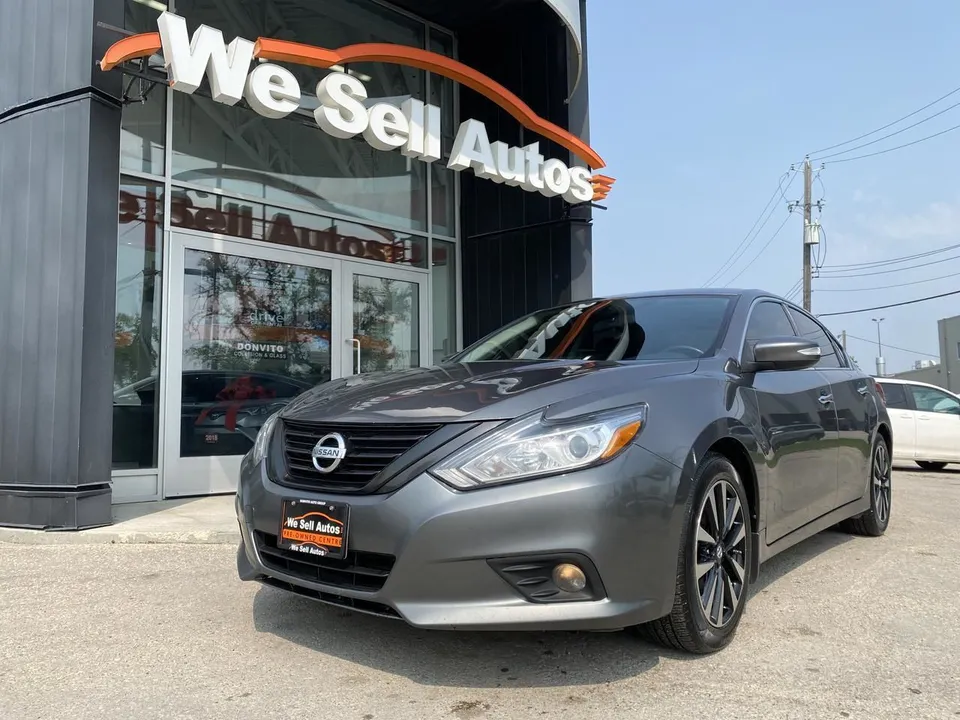 2018 Nissan Altima 2.5 SV w/Dual-Zone Climate, Sunroof, Heated S