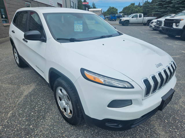 2017 Jeep Cherokee Sport in Cars & Trucks in Sudbury - Image 2