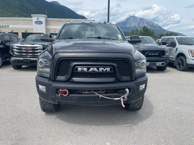 2018 Ram 2500 Power Wagon 6.4L V8 HEMI, Winch, Box Liner in Cars & Trucks in Cranbrook - Image 4