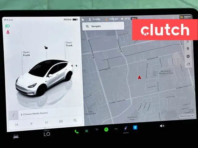 2023 Tesla Model Y Long Range AWD w/ Apple CarPlay, Heated Front in Cars & Trucks in City of Toronto - Image 35