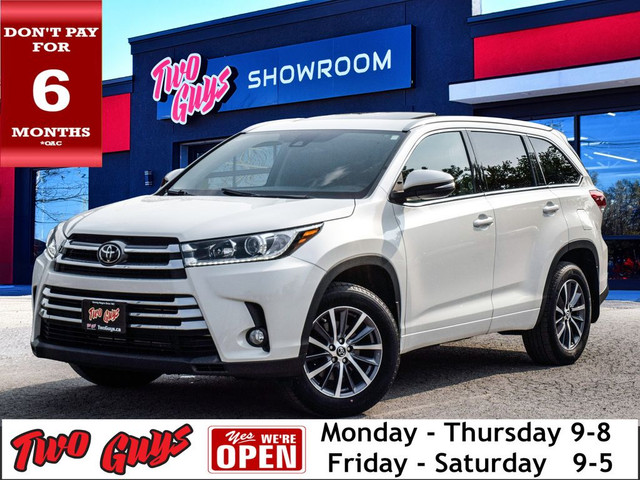 2018 Toyota Highlander AWD XLE 7 Pass Leather Nav Sunroof Back U in Cars & Trucks in St. Catharines