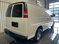 Welcome Ontario customers! All our vehicles are Ontario safety check/e-tested. We offer financing ad... (image 4)