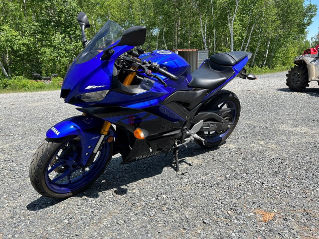 2019 Yamaha R3 Certified One Owner in Cars & Trucks in Sudbury - Image 2
