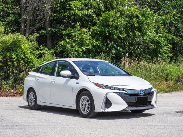 2021 Toyota Prius Prime 4DR SDN AT- Heated Seats / Steering in Cars & Trucks in Barrie - Image 3