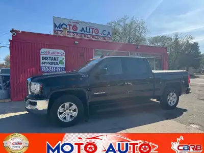 The 2018 GMC Sierra 1500 LT Crew Cab in black is a full-size pickup that combines rugged capability...
