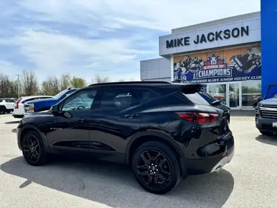 Discover the bold style and dynamic performance of the 2022 Chevrolet Blazer Lt Luxury Suv Awd, now...