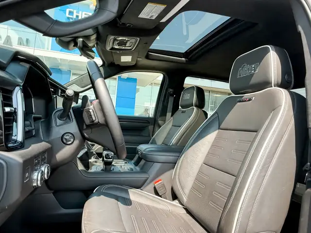 2023 GMC Sierra 1500 AT4X 6.2L V8 WITH REMOTE START/ENTRY, SU... in Cars & Trucks in Ottawa - Image 14