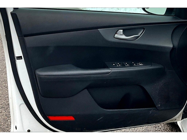 2020 Kia Forte LX in Cars & Trucks in Barrie - Image 2