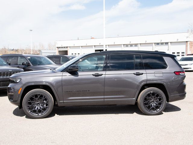 2025 Jeep Grand Cherokee L Summit Reserve 4x4, Night Vision in Cars & Trucks in Calgary - Image 2