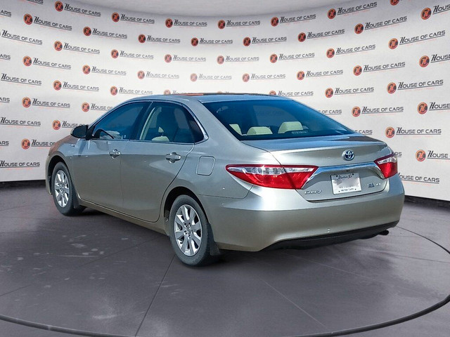 2015 Toyota Camry Hybrid 4dr Sdn LE in Cars & Trucks in Lethbridge - Image 4