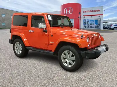 2015 Jeep Wrangler Sahara 2 Door 4X4 – Original Alberta Jeep | Extremely Low KM’s | Full Service His...