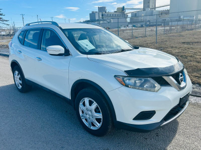 2015 Nissan Rogue/CLEAN TITLE
