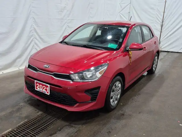 2021 Kia Rio 5-door LX + Hatchback | Auto | Heated Seats in Cars & Trucks in Guelph - Image 2