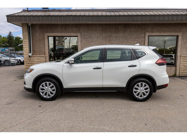 2018 Nissan Rogue S | APPLE CARPLAY | HEATED SEATS | BACKUP CAME in Cars & Trucks in Winnipeg - Image 4