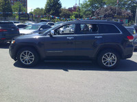 2015 Jeep Grand Cherokee Loaded 4x4 Price $13999 171000 KM ON or QC Safety Included Warranty Include... (image 2)