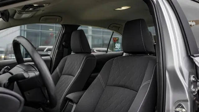 2023 Toyota Corolla Hybrid LE | Heated Seats | Lanekeep in Cars & Trucks in Guelph - Image 8