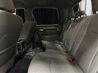 TRAILER SWAY CONTROL, TRACTION CONTROL, REAR STEP BUMPER, ILLUMINATED ENTRY, REMOTE KEYLESS ENTRY, R... (image 9)