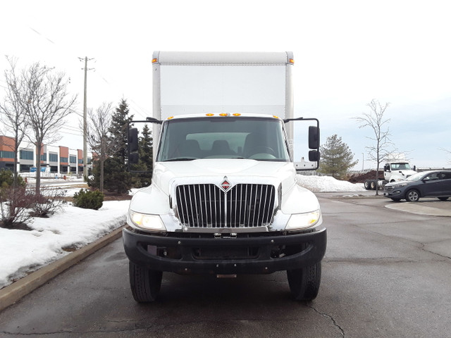 2018 International 4300 Straight - Flash Sale - $5k off adv pric in Heavy Trucks in Oakville / Halton Region - Image 2