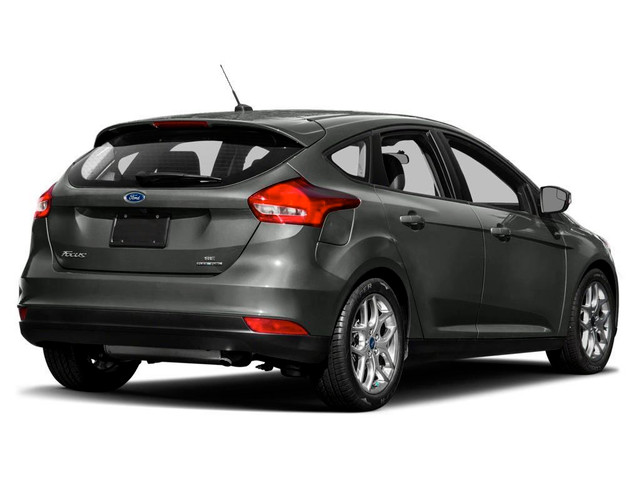 2017 Ford Focus SE Low Emissions | Keyless Entry in Cars & Trucks in Calgary - Image 3
