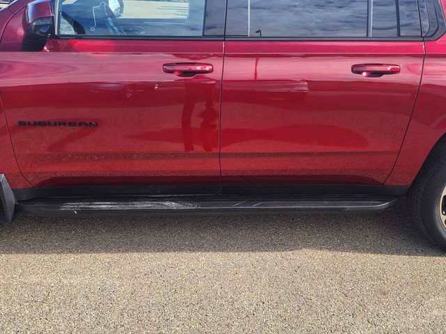 2022 Chevrolet Suburban RST 8-PASSENGER | 6.2L V8 | LUXURY PACKA in Cars & Trucks in St. Albert - Image 4