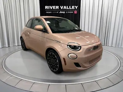 NAVIGATION SYSTEM, SPORT STEERING WHEEL, ALLOY WHEELS, AUTOMATIC TEMPERATURE CONTROL, SPOILER, REAR...