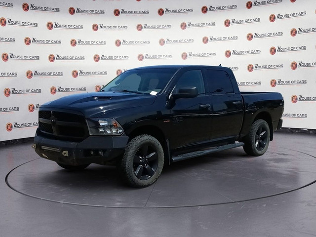 2020 Ram 1500 Classic Express 4x4 Crew Cab 5'7 Box in Cars & Trucks in Lethbridge