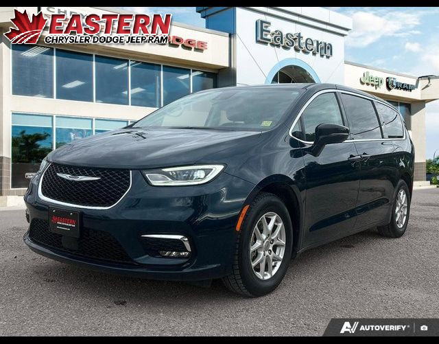 2024 Chrysler Pacifica Touring-L | Leather | Power Sliding Doors in Cars & Trucks in Winnipeg
