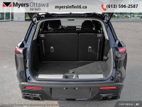 Leather Seats! A smooth ride, a nicely appointed interior, and an easy-access third row highlight th... (image 5)