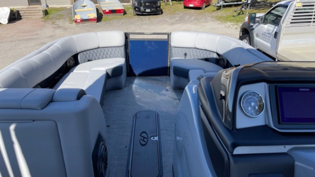 2020 HARRIS FLOTE BOTE 25 SOLSTICE in Powerboats & Motorboats in Muskoka - Image 4