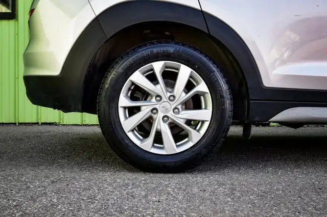 2019 Hyundai Tucson 2.0L Preferred AWD • LOW MILEAGE • HEATED SE in Cars & Trucks in Ottawa - Image 7