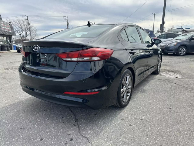 2018 HYUNDAI Elantra LIMITED * 8 PNEUS * TOIT OUVRANT * CAMERA in Cars & Trucks in City of Montréal - Image 4