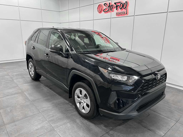 2022 Toyota RAV4 LE AWD - BLUETOOTH - SIEGES CHAUFFANT dans Autos et camions  à Ville de Québec