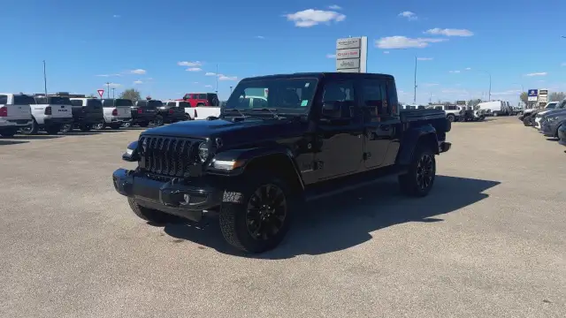 2021 Jeep Gladiator in Cars & Trucks in Edmonton - Image 6
