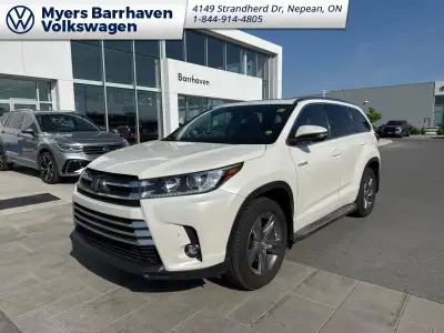 Cooled Seats, Premium Audio, Navigation, Sunroof, Leather Seats! This Toyota Highlander is ready for...