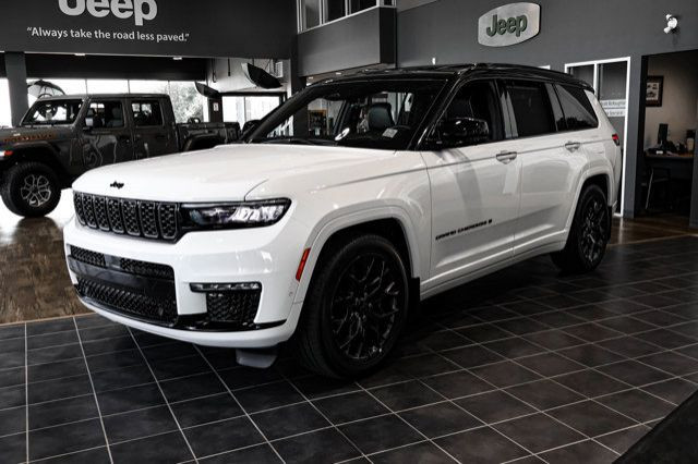 2025 Jeep Grand Cherokee L Summit in Cars & Trucks in Strathcona County
