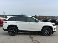 This 2025 Jeep Grand Cherokee L Altitude is designed to provide drivers with a comprehensive set of... (image 3)