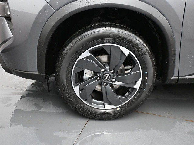 2025 Nissan Rogue SV Moonroof MROOF (decals) in Cars & Trucks in City of Halifax - Image 4