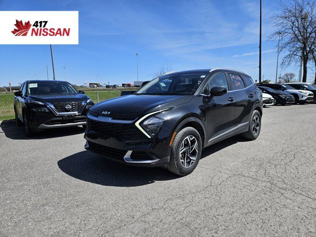 2023 Kia Sportage LX in Cars & Trucks in Ottawa