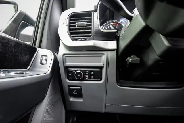 2021 Ford F-150 XLT • REMOTE START • NAV • PARK ASSIST • CP/AA in Cars & Trucks in Cornwall - Image 12