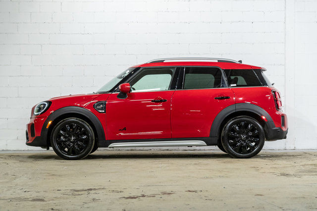 2024 MINI Countryman Cooper S ALL4 | Premier | Accès Confort in Cars & Trucks in City of Montréal - Image 4