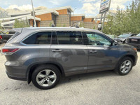 Ready to take on daily drives, road trips, and everything in between, this sophisticated SUV is desi... (image 9)