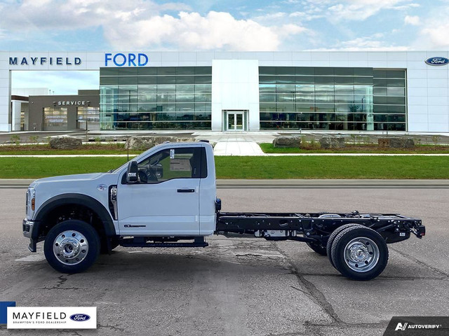 2024 Ford F-550 CHASSIS CAB XLT in Cars & Trucks in Mississauga / Peel Region - Image 3