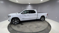 HEATED FRONT SEATS, ADAPTIVE CRUISE CONTROL, NAVIGATION SYSTEM, BLIND SPOT MONITOR, POWER RETRACTABL... (image 3)